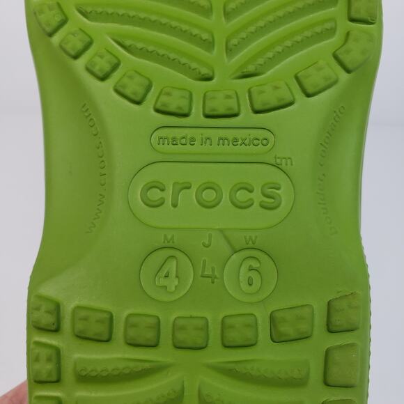 Crocs Classic Womens Size 6 Kids 4Y Green Slip On Comfort Clog Shoes 10001 - Picture 11 of 11